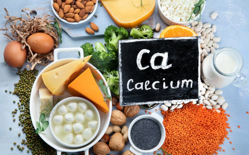 Canxi có tác dụng gì và Lượng canxi cần thiết mỗi ngày là bao nhiêu?