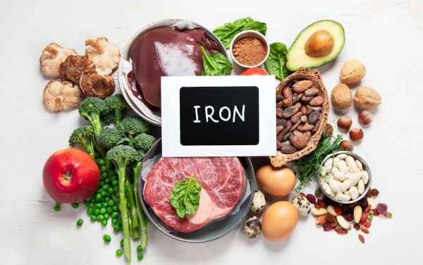 Lượng sắt cần thiết mỗi ngày ở mọi lứa tuổi và giới tính
