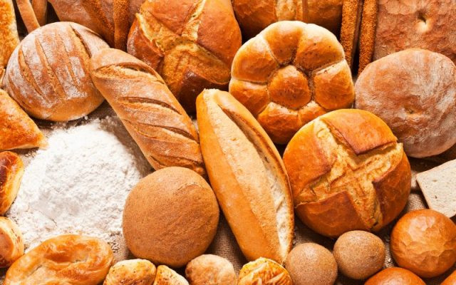 3 cách bảo quản bánh mì không bị khô cực đơn giản