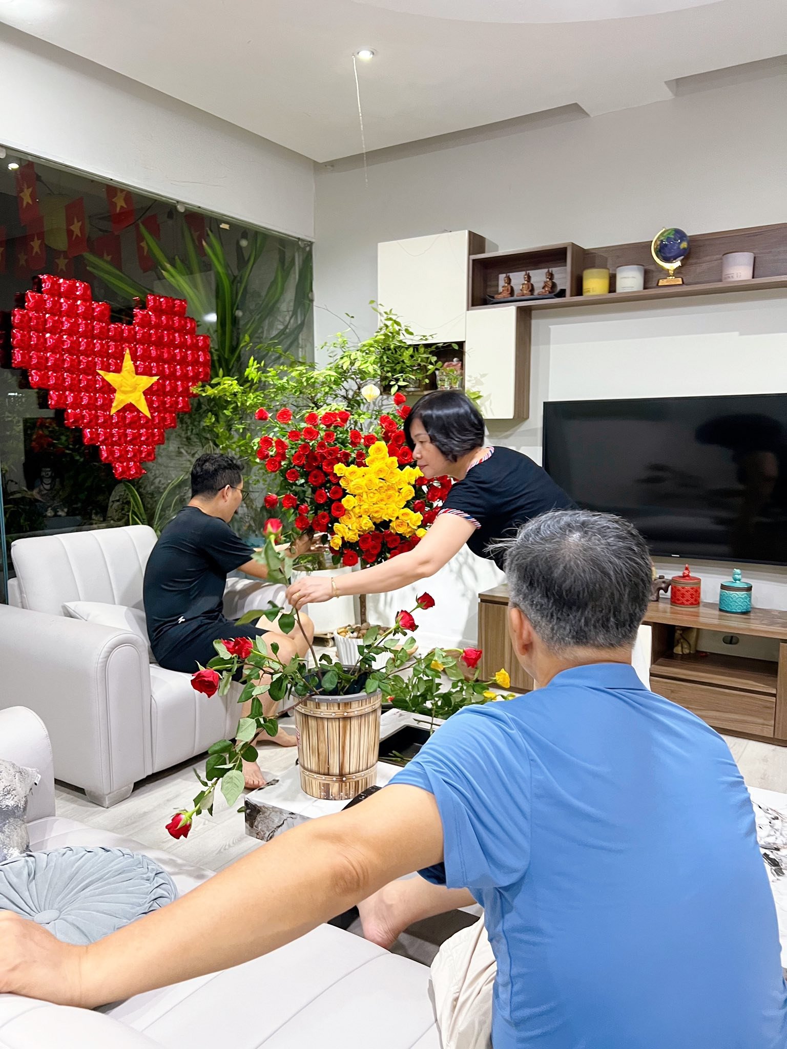 Mâm Cỗ Yêu Nước: Sáng Tạo Từ Tâm Hồn Người Việt