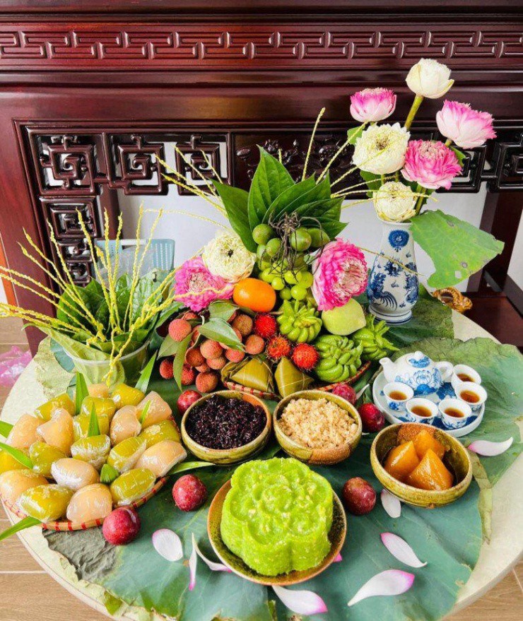 Tết Đoan Ngọ 2025: Những Mâm Cỗ Cúng Đẹp Mắt và Ý Nghĩa