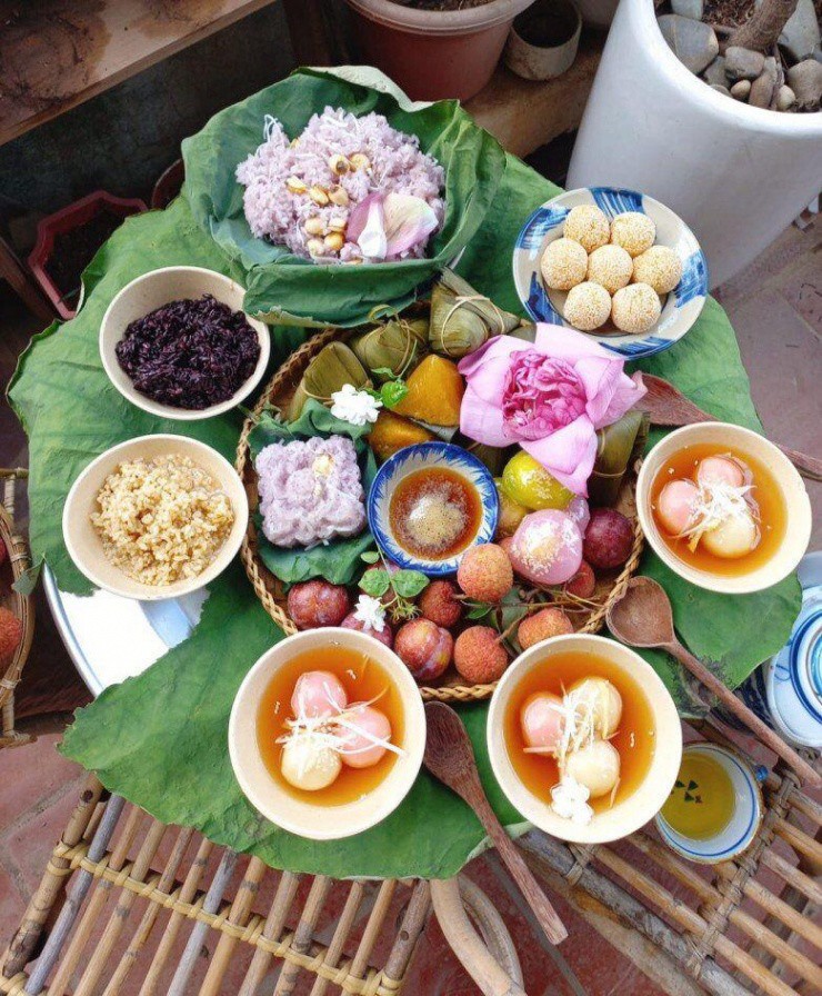 Tết Đoan Ngọ 2025: Những Mâm Cỗ Cúng Đẹp Mắt và Ý Nghĩa