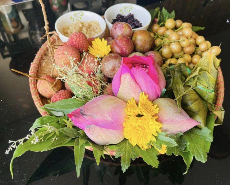 Tết Đoan Ngọ 2025: Những Mâm Cỗ Cúng Đẹp Mắt và Ý Nghĩa