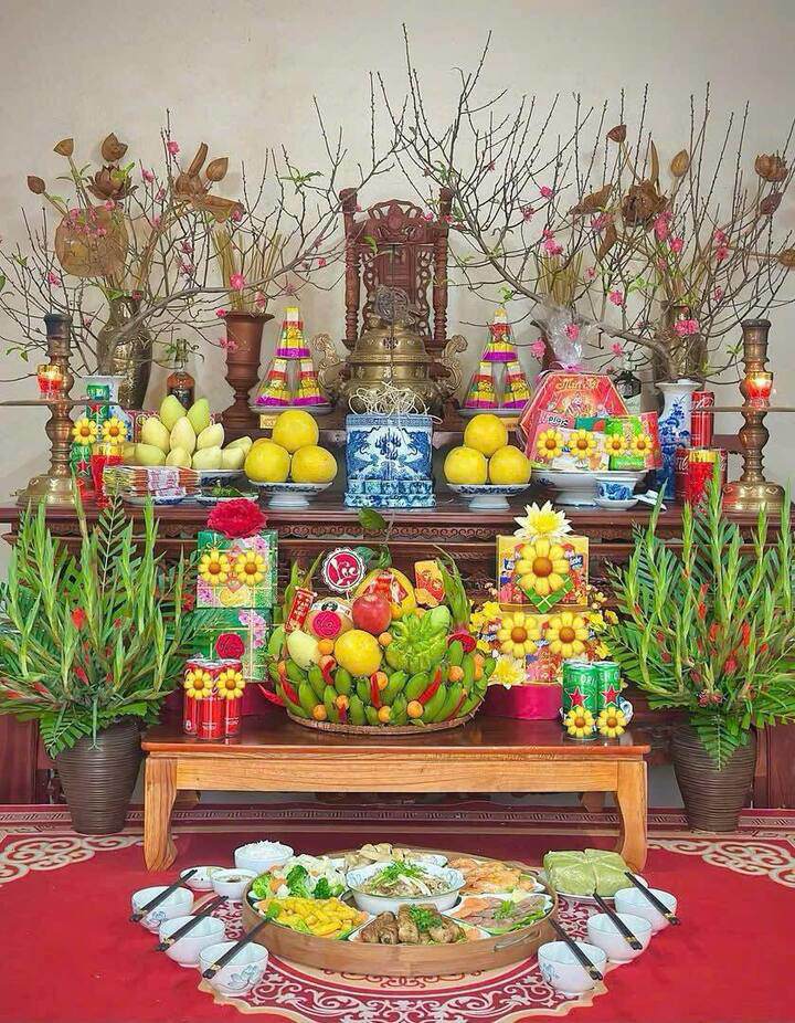 Nhật ký 365 ngày của mẹ đảm Hà Nội với những mâm lễ cúng gây ấn tượng