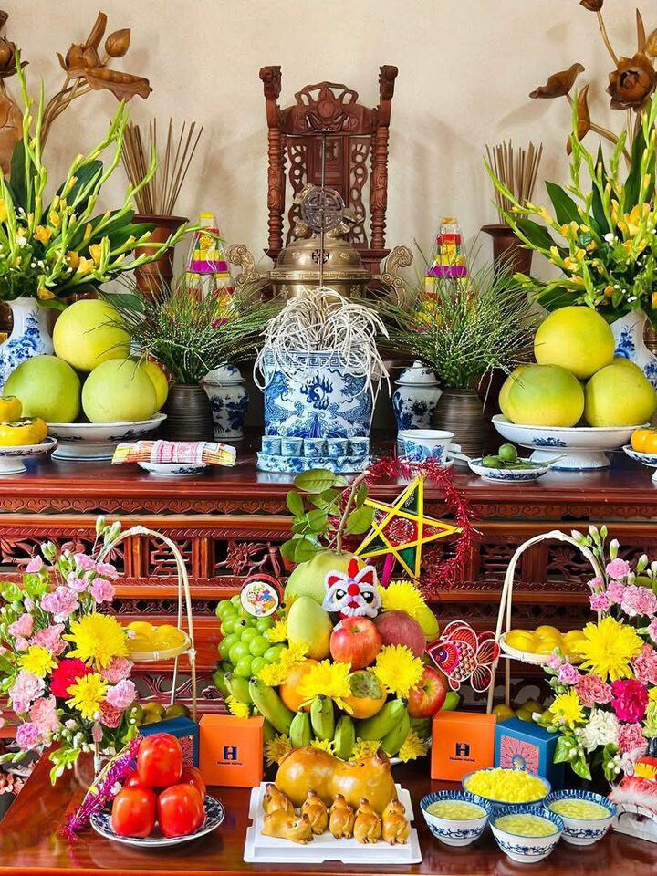 Nhật ký 365 ngày của mẹ đảm Hà Nội với những mâm lễ cúng gây ấn tượng