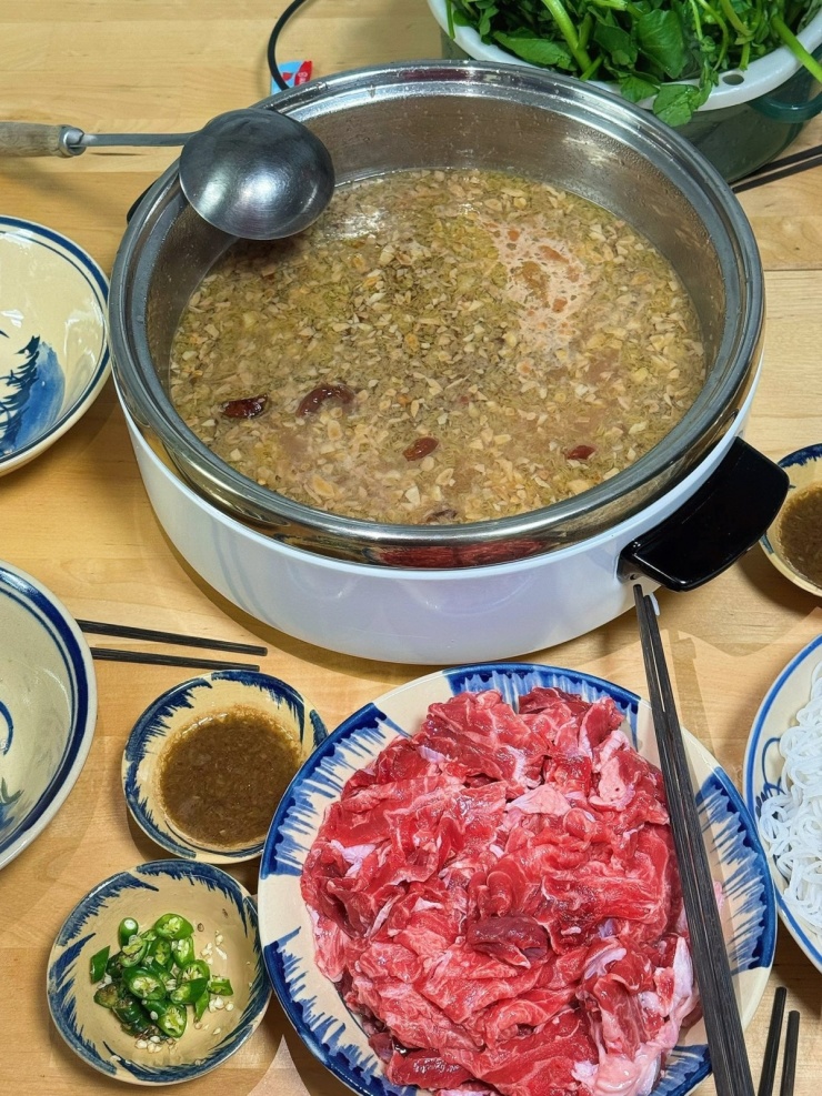 Những Mâm Cơm Việt Từ Mẹ Ruột Chăm Sóc Diễm Hương Sau Sinh