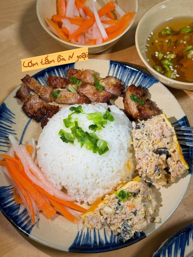 Những Mâm Cơm Việt Từ Mẹ Ruột Chăm Sóc Diễm Hương Sau Sinh