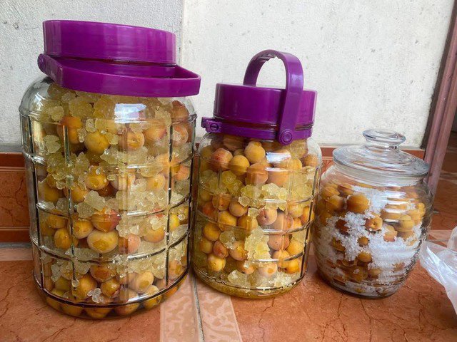 Mùa Mơ Má Đào Mộc Châu: Hướng Dẫn Ngâm Mơ Ngon Không Váng, Giải Nhiệt Mùa Hè