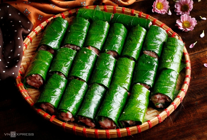 Chả lá lốt thơm ngon: Bí quyết giữ màu xanh tự nhiên khi rán